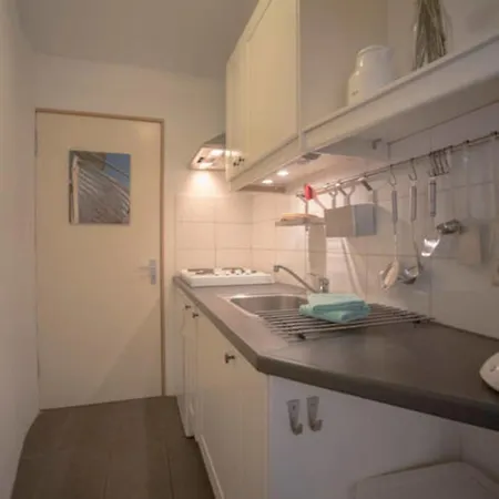 Stop & 2 Lejlighed *