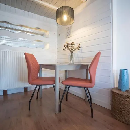 Stop & 2 * Zandvoort